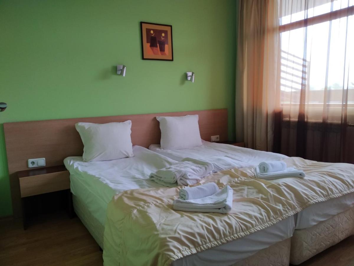 Курортний комплекс Redenka Club 3*